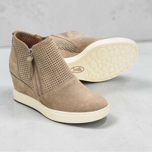 SOFFT Bellview Beige Perforated Suede Wedge Sneaker Bootie, 9.5M